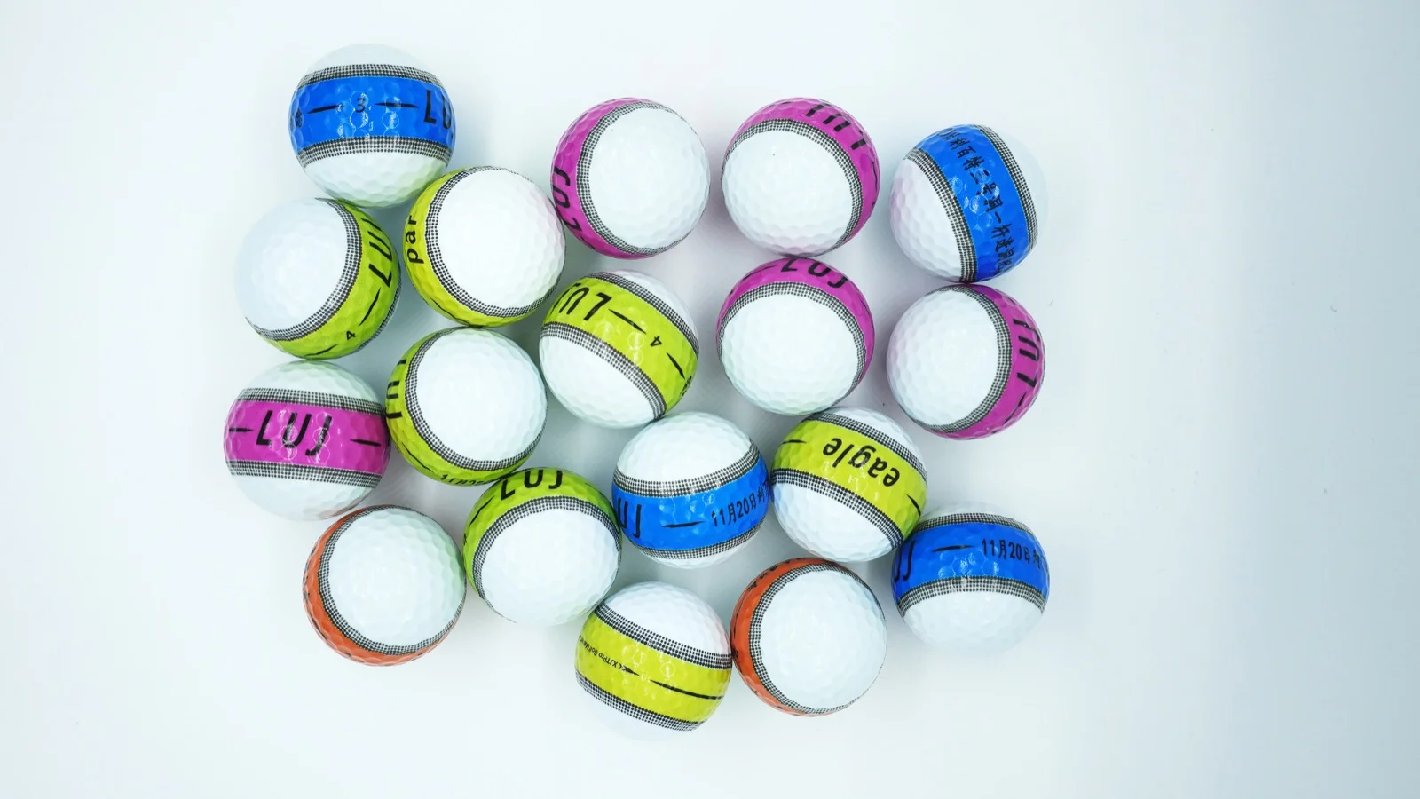 Tire Tread Pattern Golf Balls Angle 4